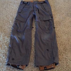 Men’s snowboarding pants